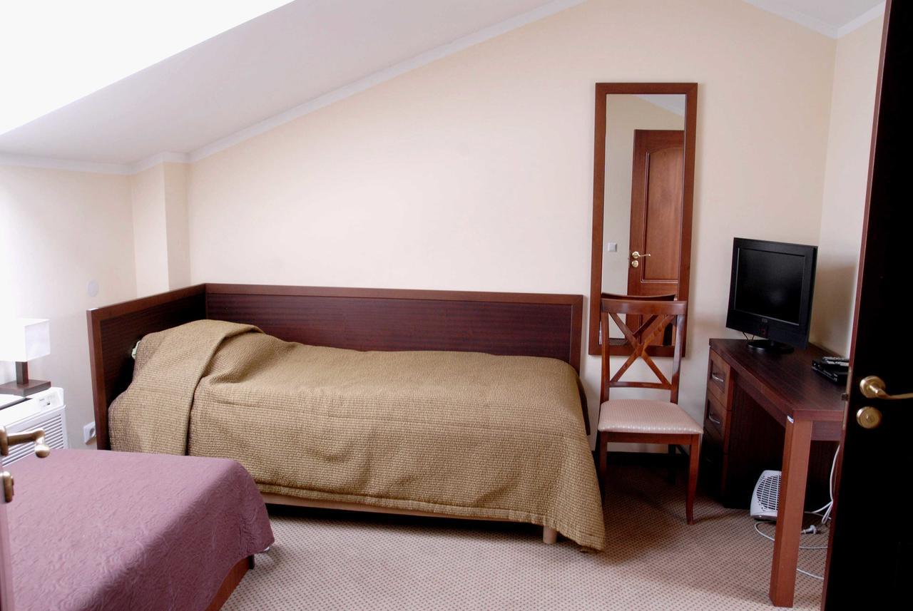 Prie Zeimenos Hotel Kaltanenai Luaran gambar